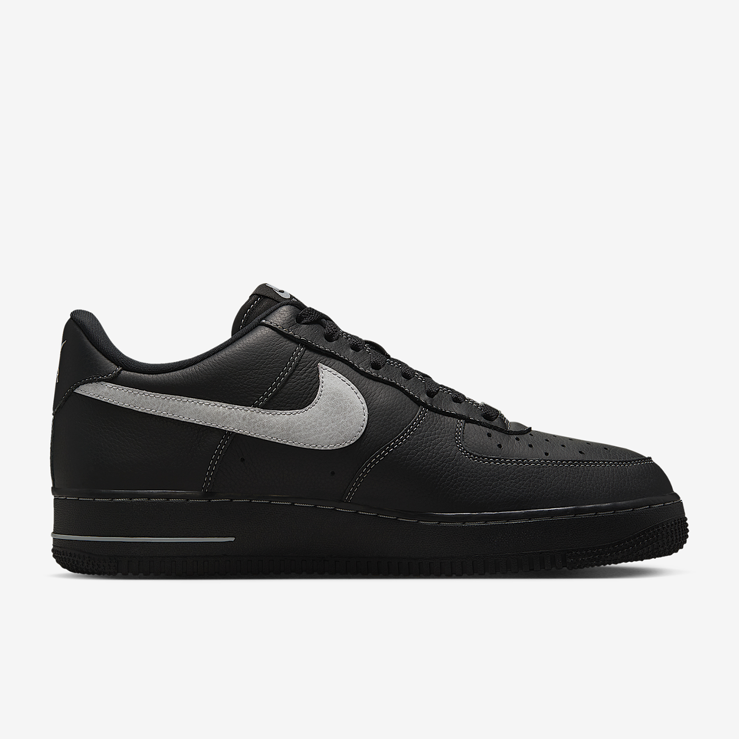 Nike Authentic AIR FORCE 1 07  – Men'S Shoes Nike Air Force recenzja i cena